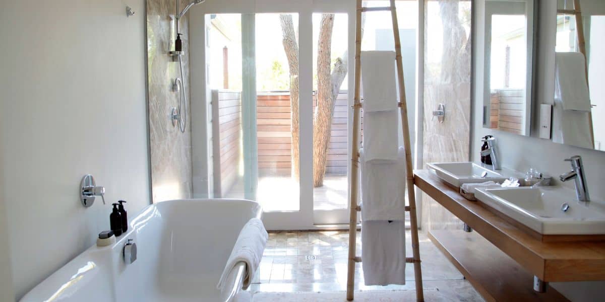 Angala Boutique Hotel Bathroom