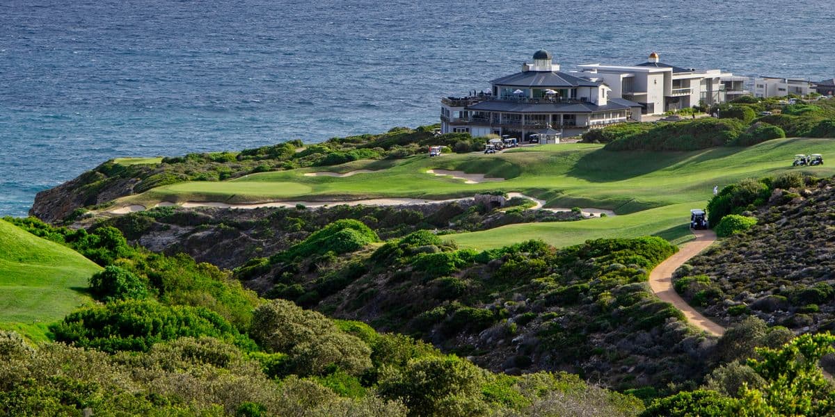 Pinnacle Point Golf Course Club House