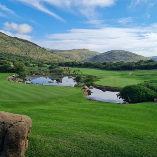 Sun City Bush Golf Ultimate Luxury Featured 600x600